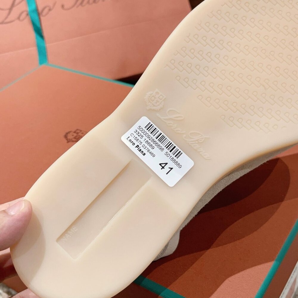 Loafers Classic Cream-Colored Flat Loafers - Picture 2 of 9